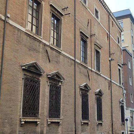 Ariminum - Minimalism And Class In The Historic Center Apartment Rimini