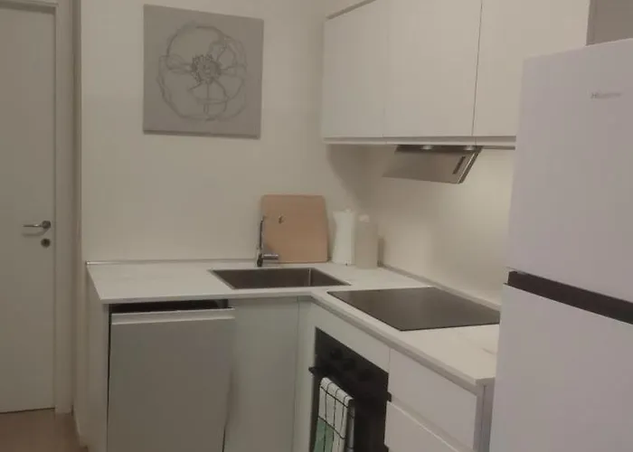 Ariminum - Minimalism And Class In The Historic Center ريميني