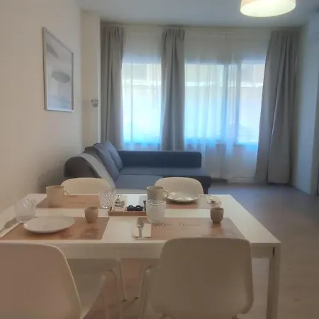 Ariminum - Minimalism And Class In The Historic Center * רימיני